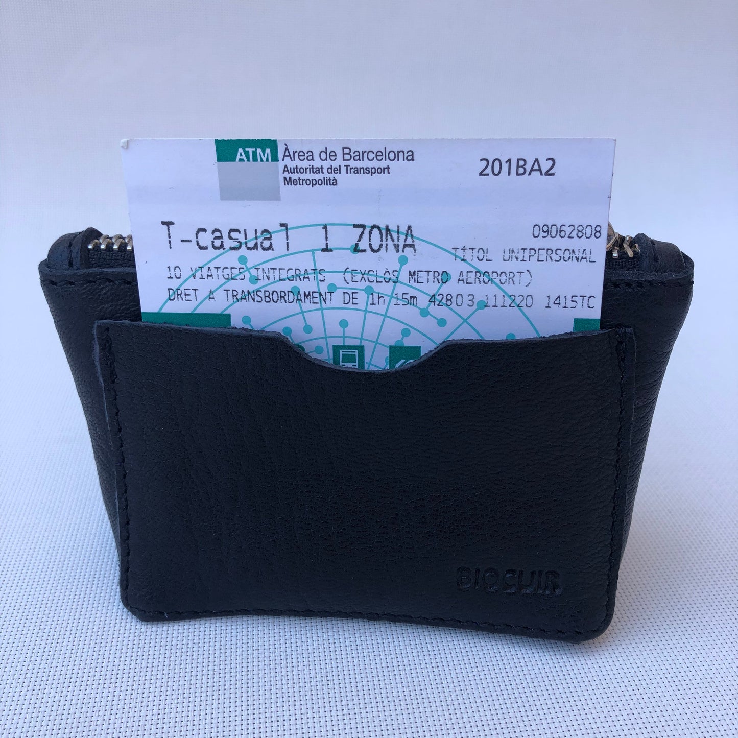 Monedero Wink CAOMKA · Piel natural BioCuir® · Pieza Exclusiva Núm. 14362