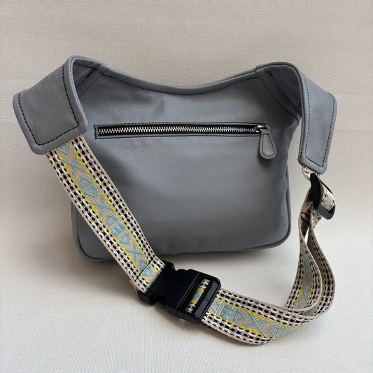 Riñonera "Special Gris Top” + Bolsillo trasero · Piel · Pieza Única Núm. 18670