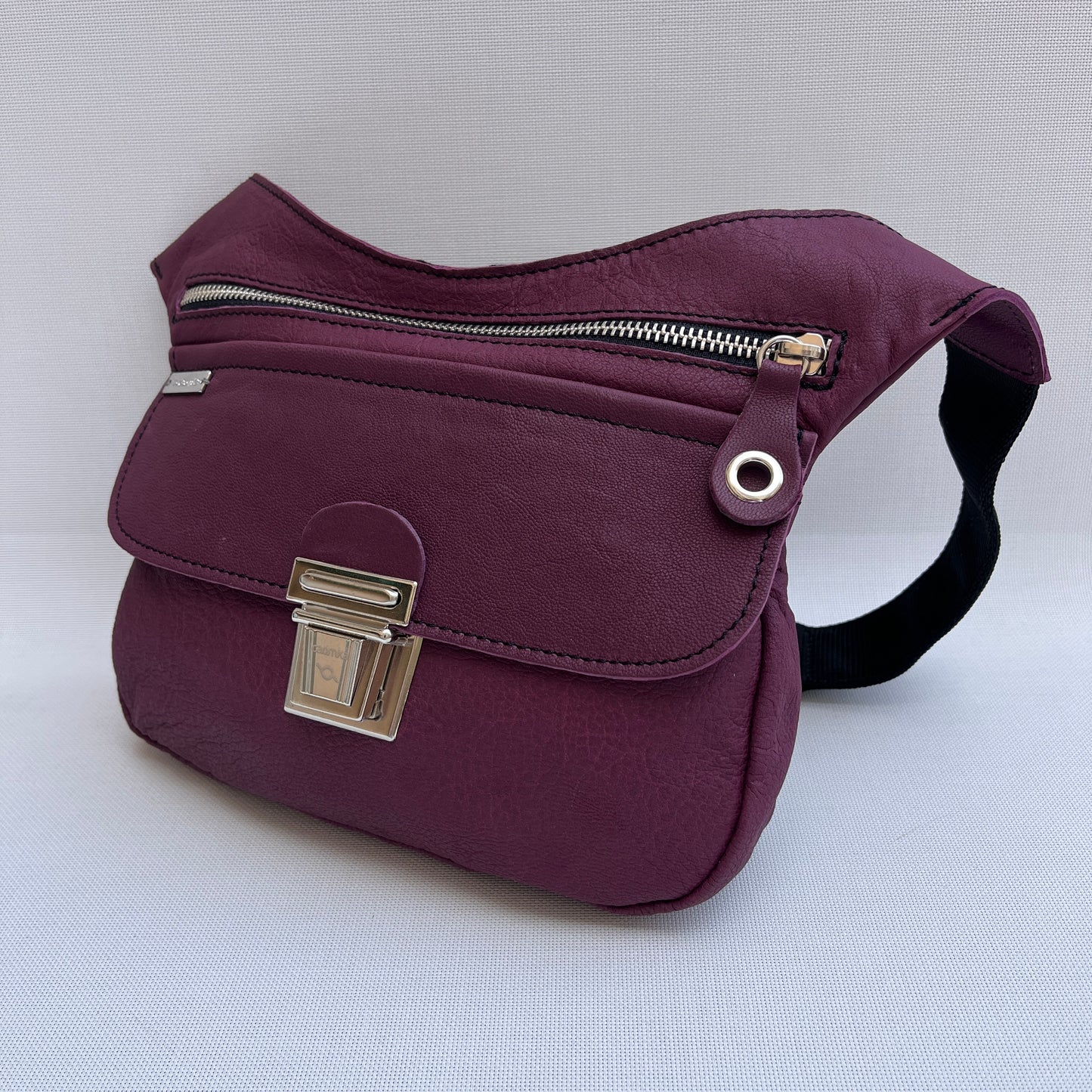 Special Purple & Silver · Piel natural BioCuir® · Pieza Exclusiva Núm. 13732