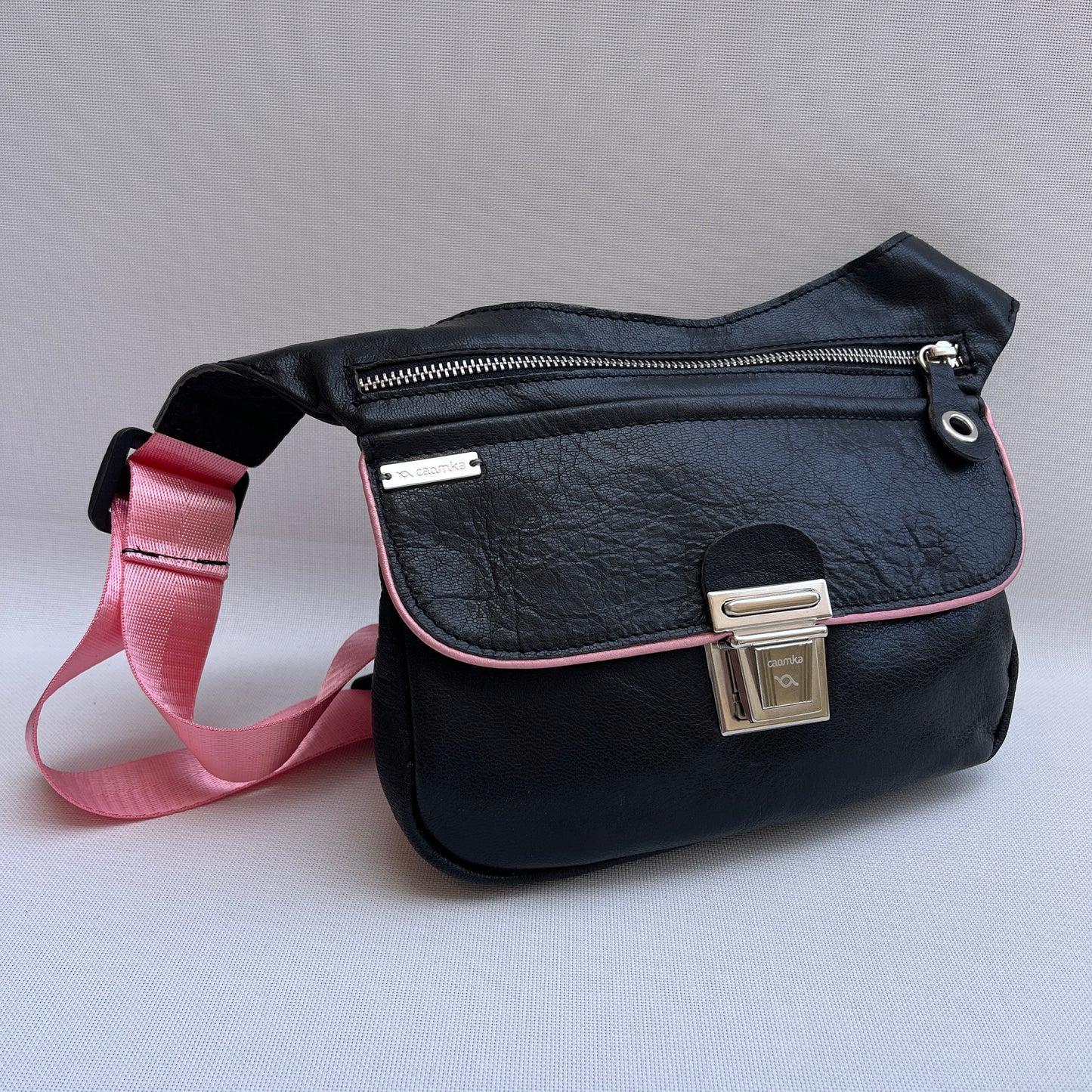 Special Black & Pink · Piel natural BioCuir® · Pieza Única Núm. 13659