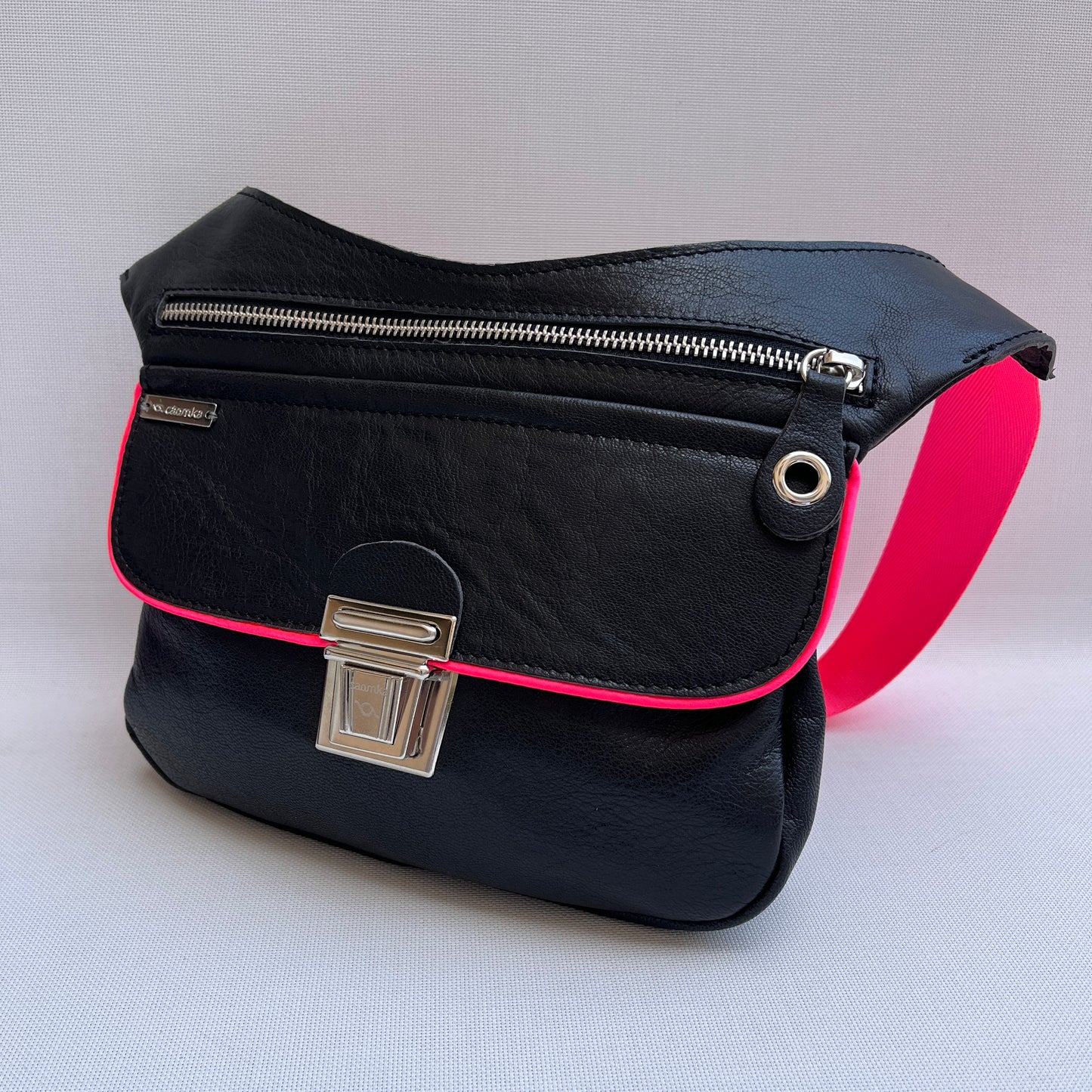 Special Black Fluor & Silver · Piel natural BioCuir® · Pieza Exclusiva Núm. 13624