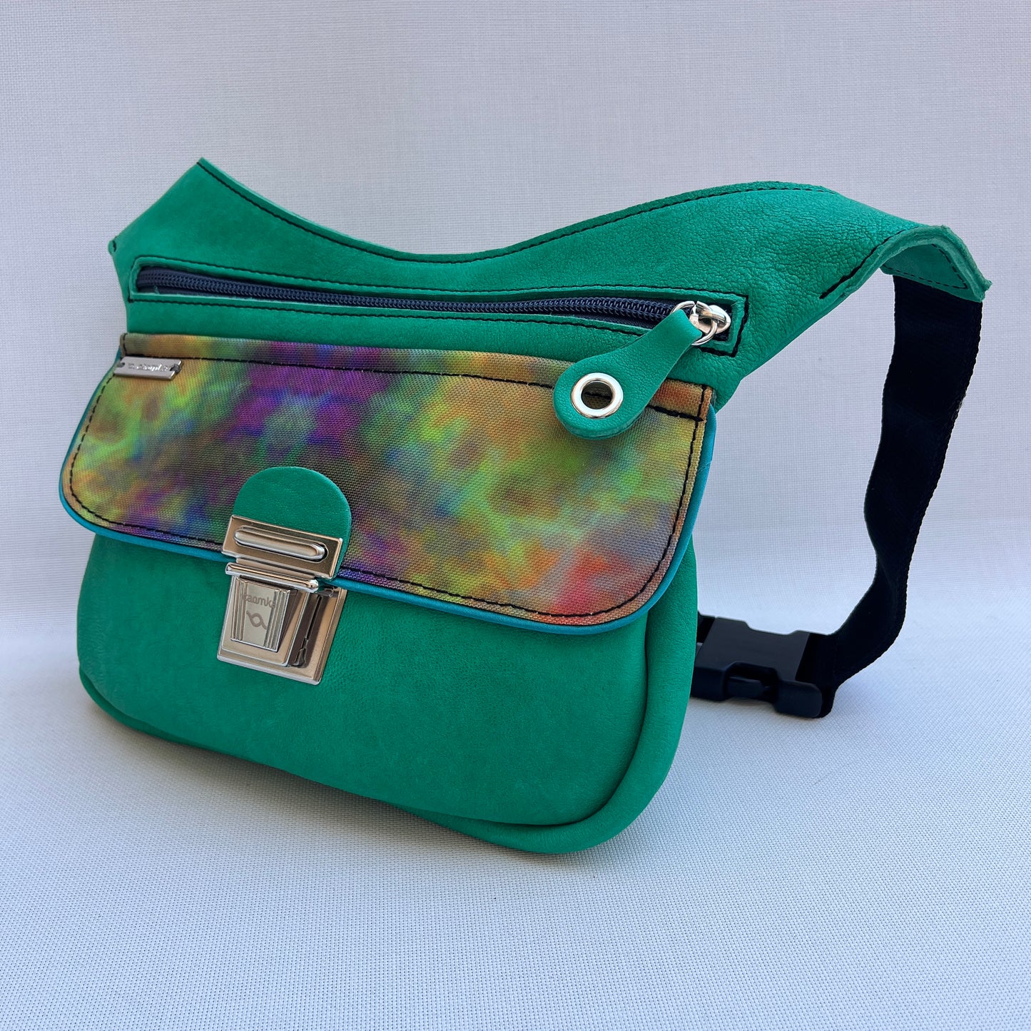Special Green & Tie Die · Piel natural BioCuir® · Pieza Única Núm. 13681