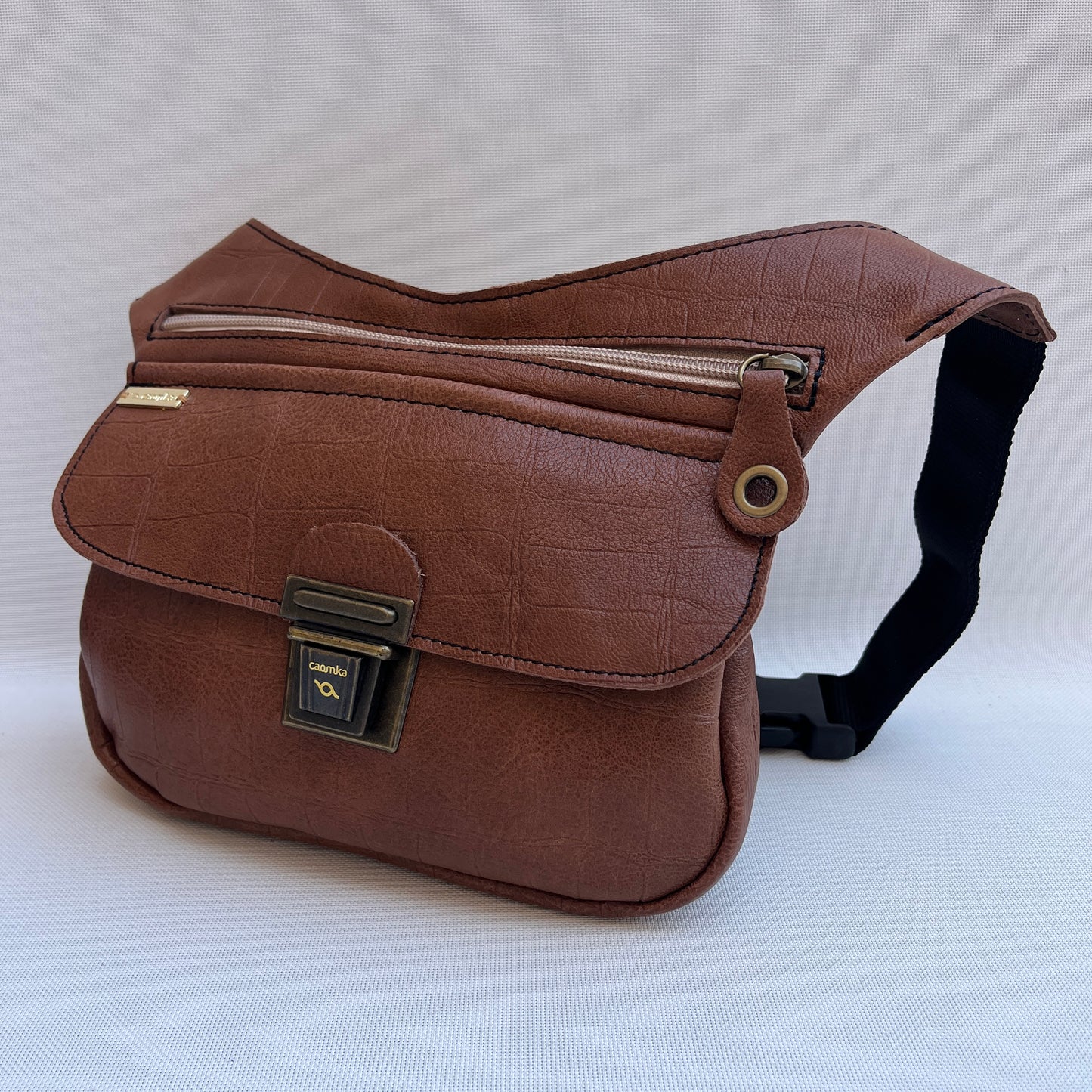 Special Brown Embossed · Piel natural BioCuir® · Pieza Única Núm. 13781