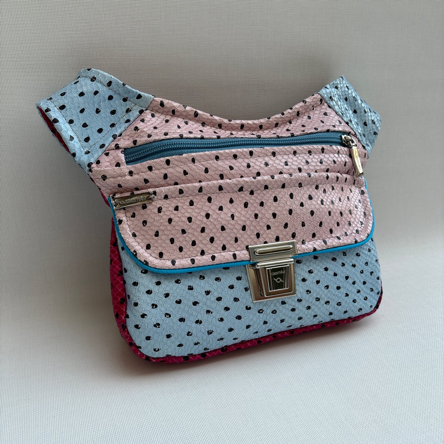 25% Dto. Special Sweet Colors + Bolsillo trasero · Piel · Pieza Única Núm. 16292