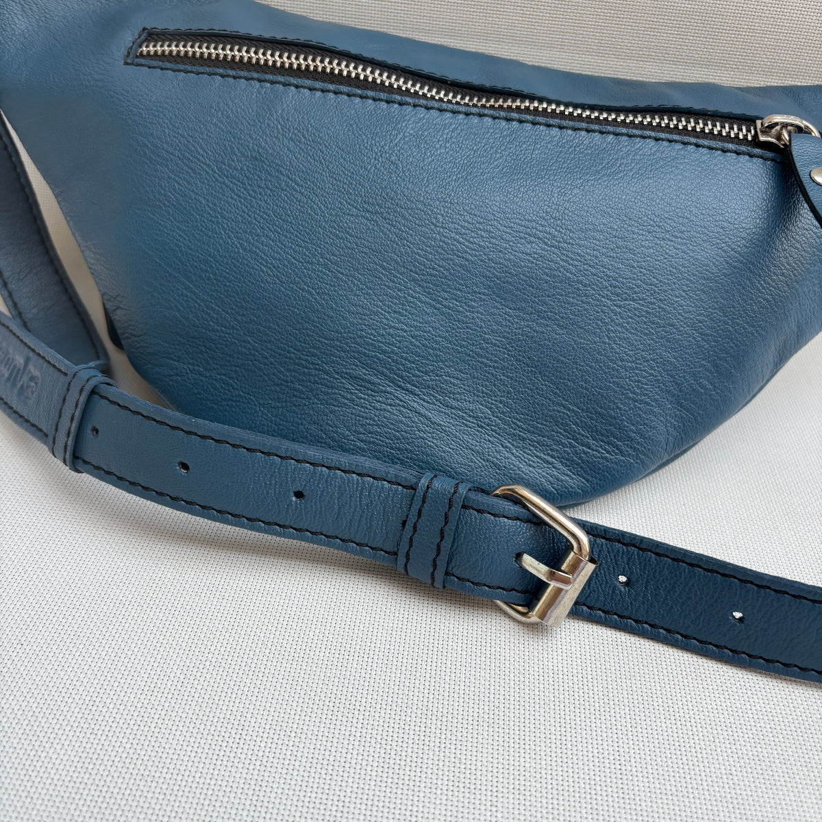 Riñonera "Special RetroChic Azul Petróleo" · Piel · Pieza Exclusiva Núm. 17844