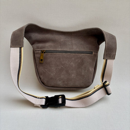 Riñonera Mini "Special Gray & Green" · Piel de Serraje · Pieza Exclusiva Núm. 17082