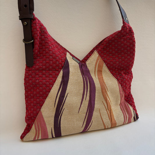 Bolso Violeta “Red Boheme" · Pieza Única Núm. 19413 (primeras piezas) en evolución.