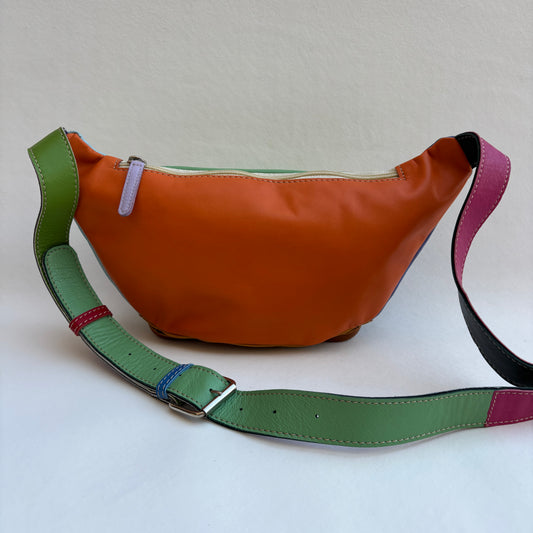Riñonera RetroChic Analia Happy Colors · Piel · Pieza Única Núm. 19408