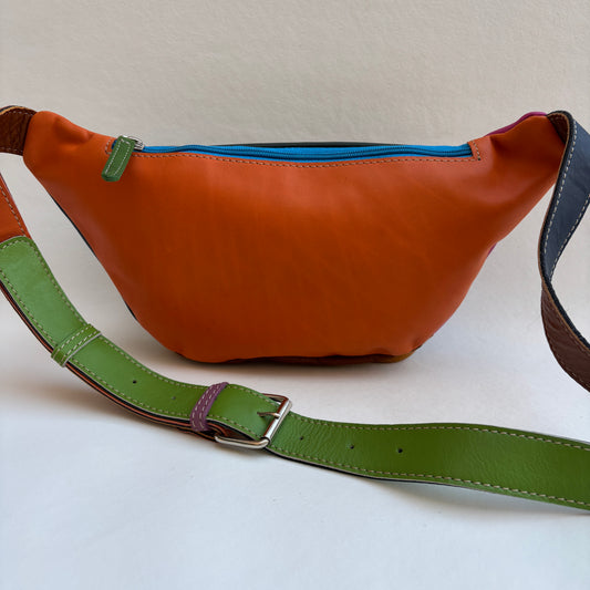Riñonera RetroChic Analia Happy Colors · Piel · Pieza Única Núm. 19395