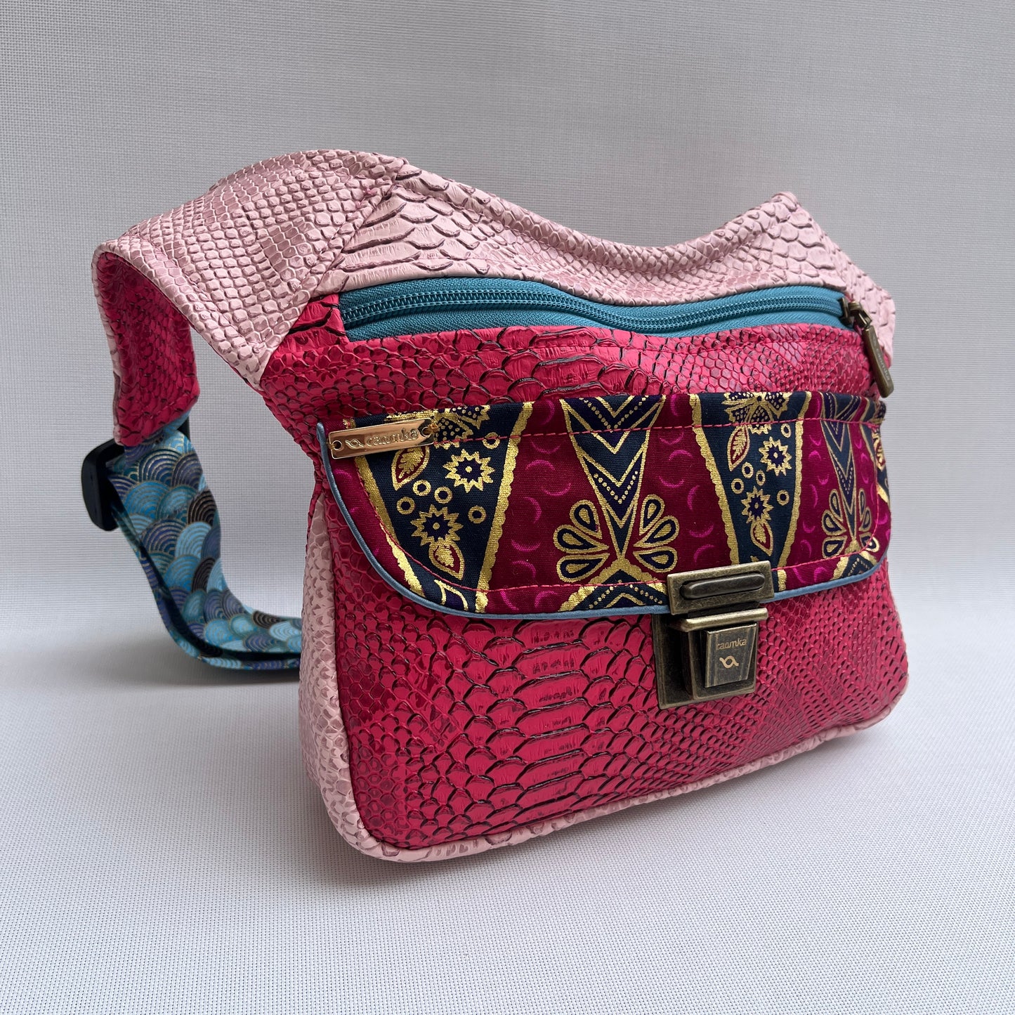 Special Pink Snake Top + Bolsillo trasero · Pieza Única Núm. 15385