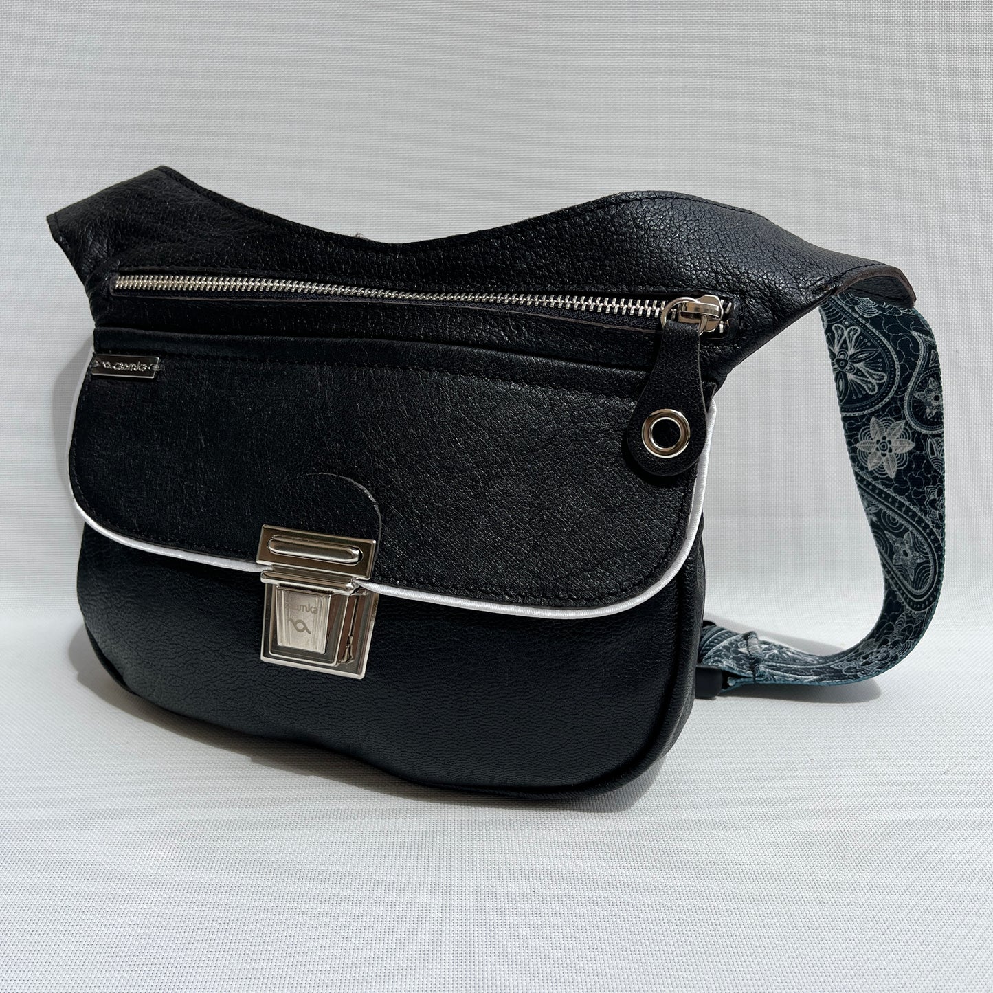 Special Black Sweet & Silver · Piel natural BioCuir® · Pieza Única Núm. 13779