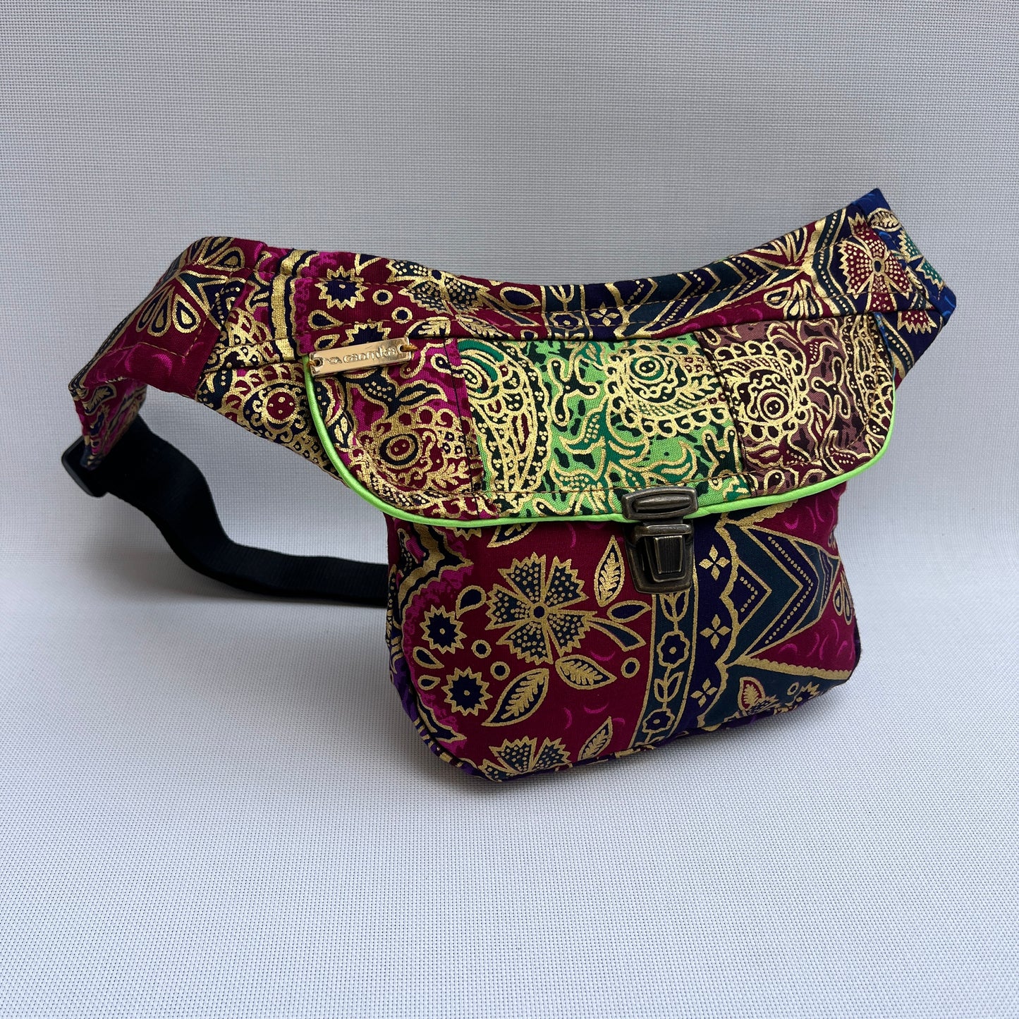Mini Special Bali Patchwork · Pieza Única Núm. 15390