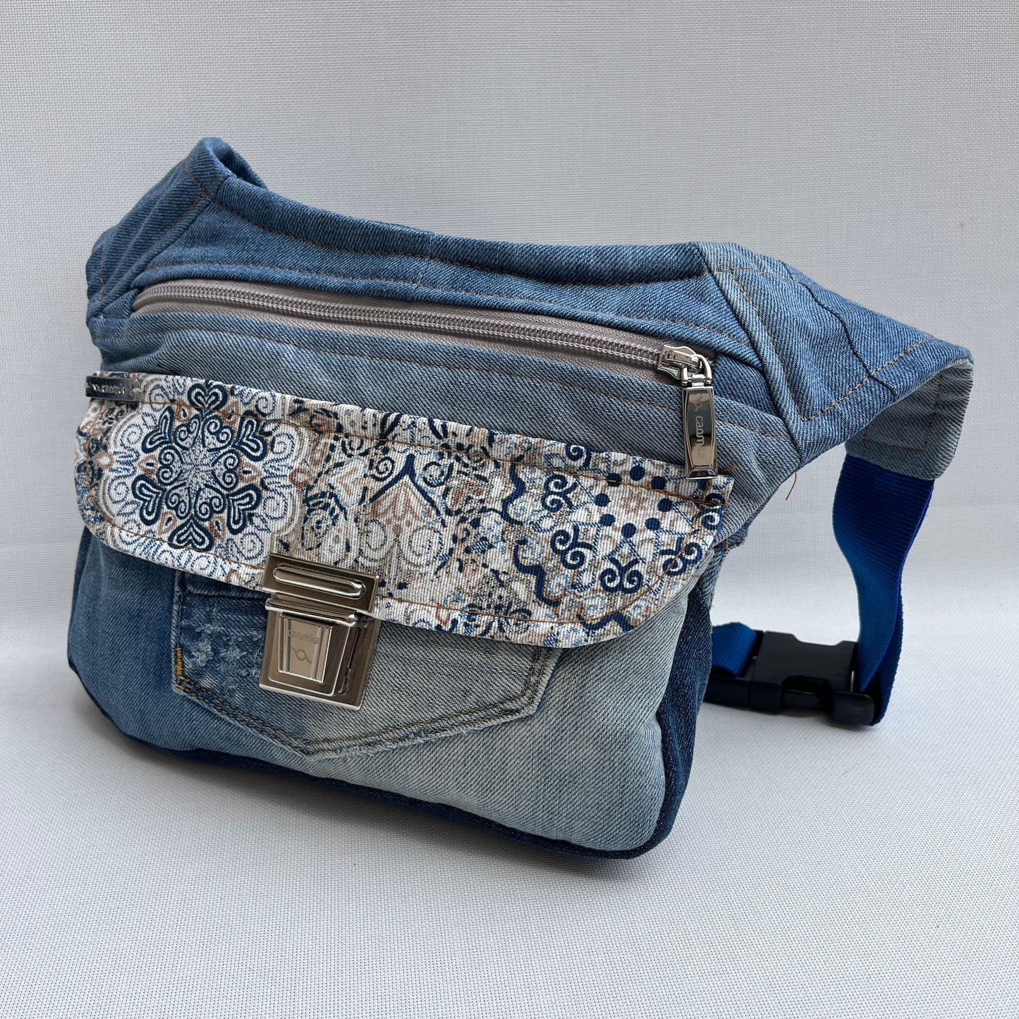 ♻️ Jeans Recycled ♻️ Unique Piece No. 13220