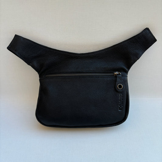 Riñonera Classic Black Old Gold · Piel natural · Pieza Exclusiva Núm. 13165