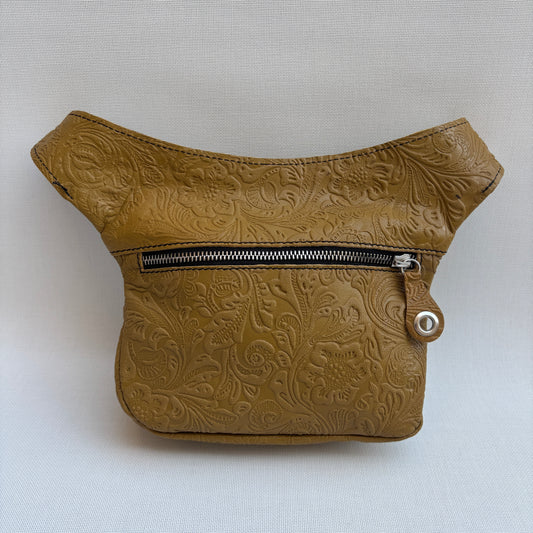 Riñonera Mini "Premium Relief Mostaza" · Piel · Cuero · Pieza Única Núm. 17123