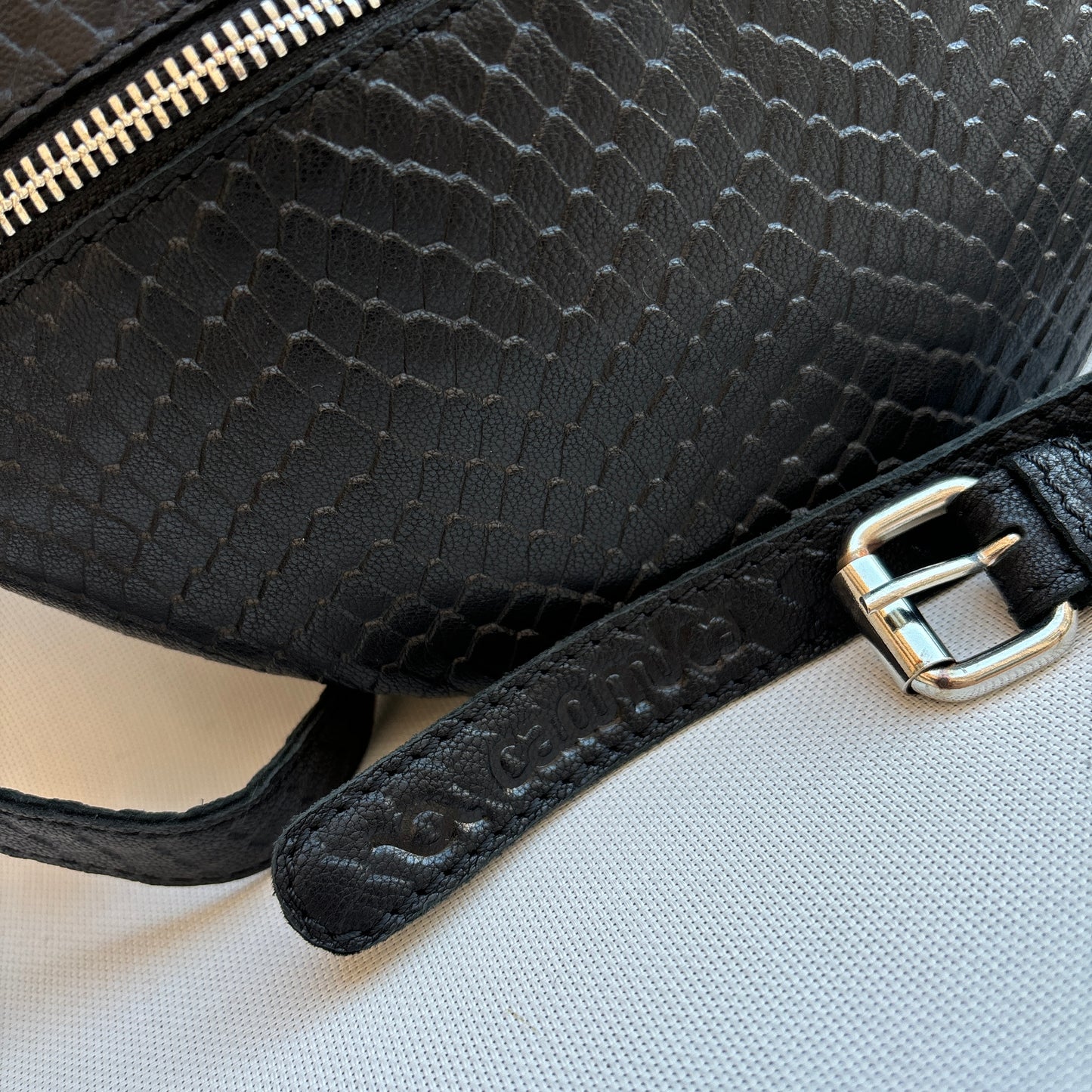 Special Retro Chic Black · Piel · Pieza Exclusiva Núm. 16332