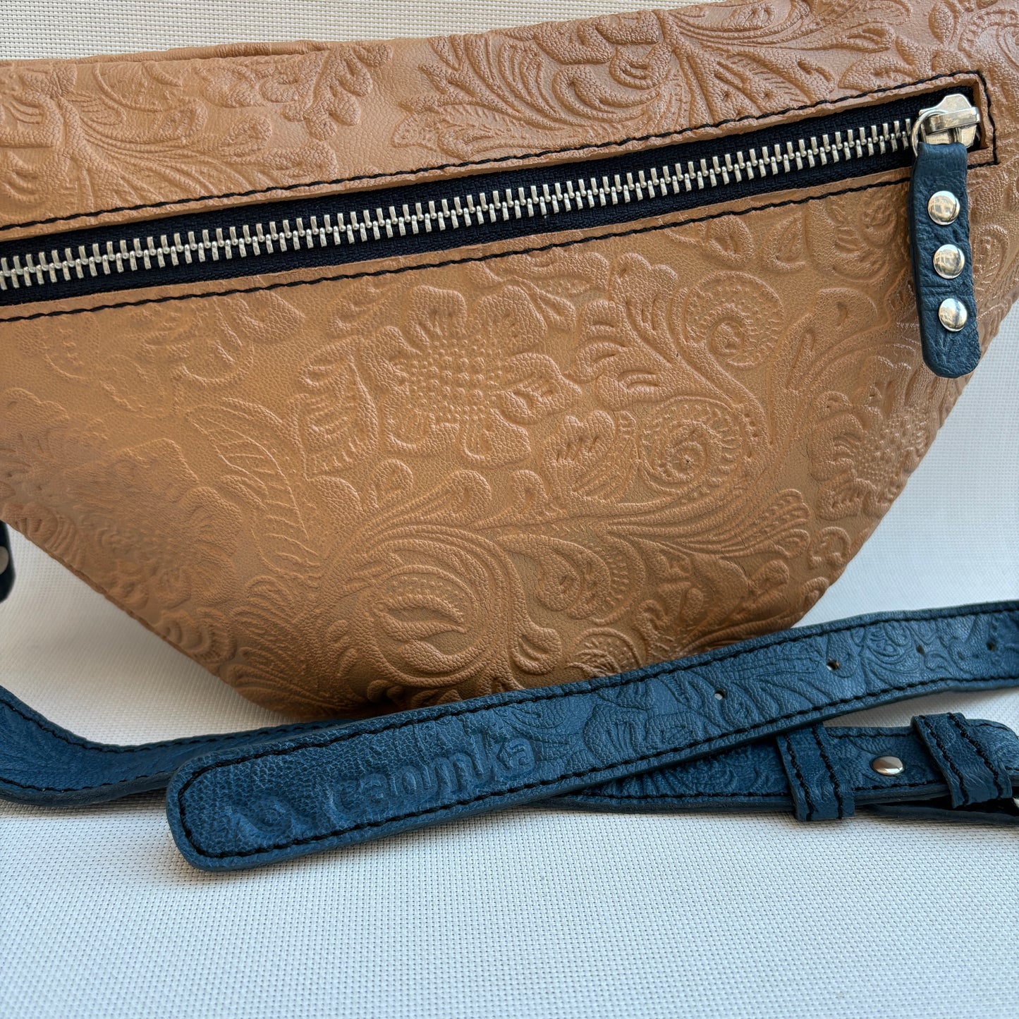 Premium Retro Chic Green BioCuir® Natural Leather Exclusive Piece No. 12639