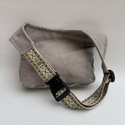 Riñonera "Special Geometric Top" · Pieza Única Núm. 18044