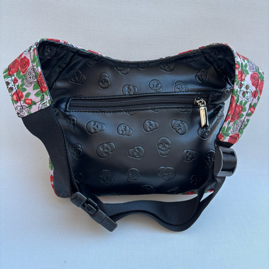 Riñonera "Special Sant Jordi Skulls" + Bolsillo trasero · Pieza Única Núm. 17148
