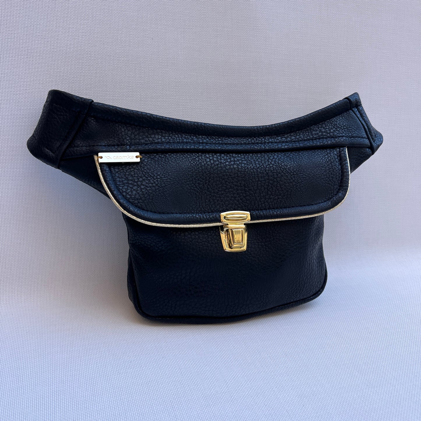 Mini Special Black & Golden · Polipiel · Pieza Única Núm. 15511