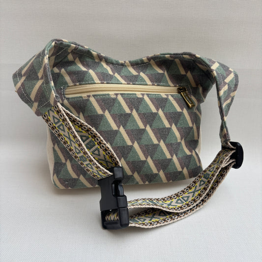 Riñonera "Special Geometric Nepal Top" + Bolsillo trasero · Pieza Única Núm. 17978