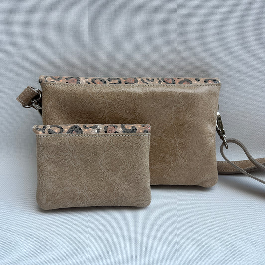 PACK: Monedero + Riñonera multifunción NANO "Leopard Camel" · Piel - Cuero · Pieza Exclusiva Núm. 15480