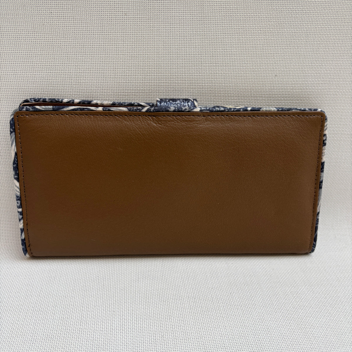 Monedero Plano Caomka "Modelo Estefánia" · Piel · Pieza Exclusiva Num. 18676