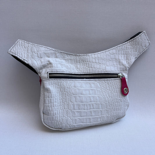 50% Dto. Riñonera Special White & Fucsia · Piel - Cuero · Pieza Exclusiva Núm. 15531