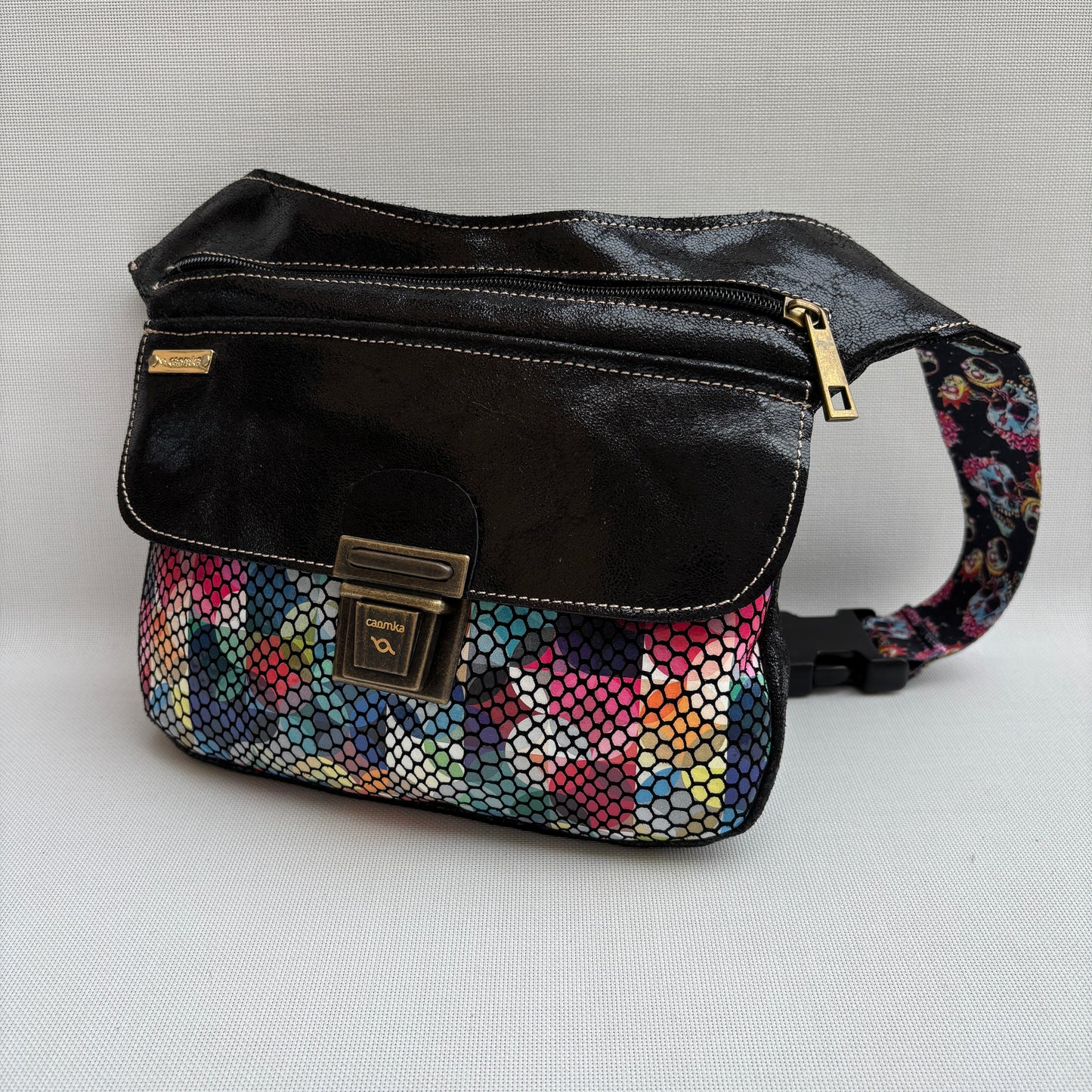 Special Black Fun Colors Top · Piel - Cuero · Pieza Única Núm. 16443
