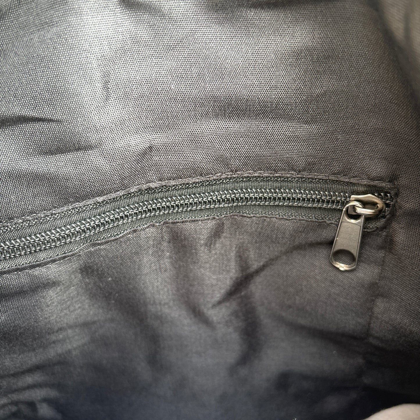 Mochila - Bolso - Tote Bag - Micro pana · Mutifunción · "Nepal" Color Verde · Súper ligera · Pieza 16457