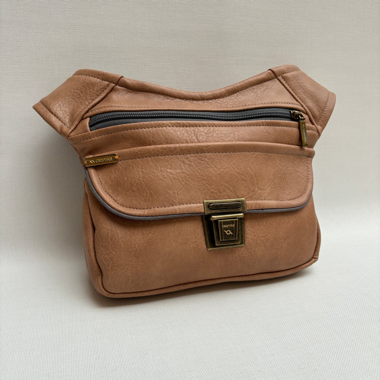 Special Camel Top · Polipiel · Pieza Exclusiva Núm. 15619