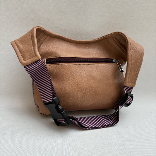Special Elegant Brown Vegan Leatherette Exclusive Piece No. 13389