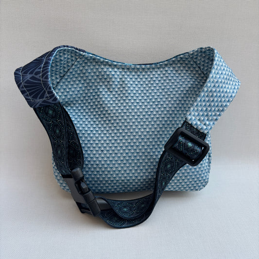 Riñonera "Japanese Spring Top" · Impermeable · Pieza Única Núm. 17318