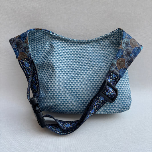 Riñonera "Japanese Spring Top" · Impermeable · Pieza Única Núm. 173124