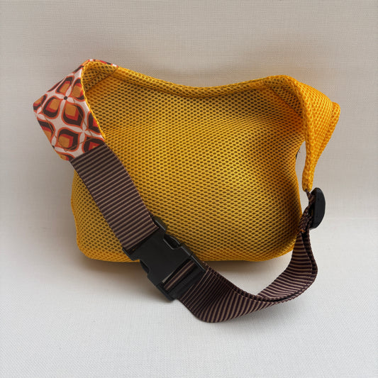 Riñonera "Soft 3D Top Vintage" · Pieza Única Núm. 18071