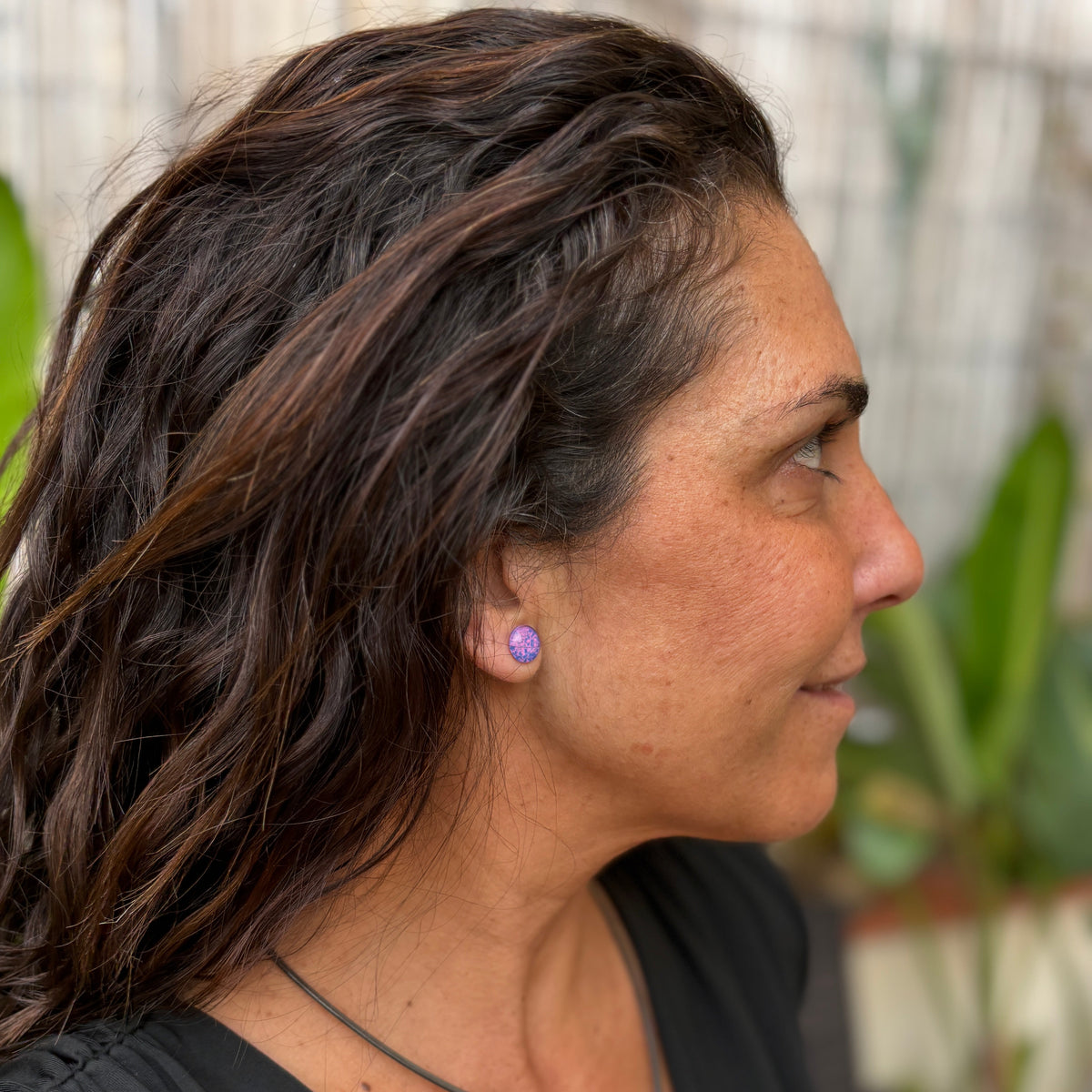 Pendientes "Sol Violeta" – Vidrio fundido y hierro forjado.