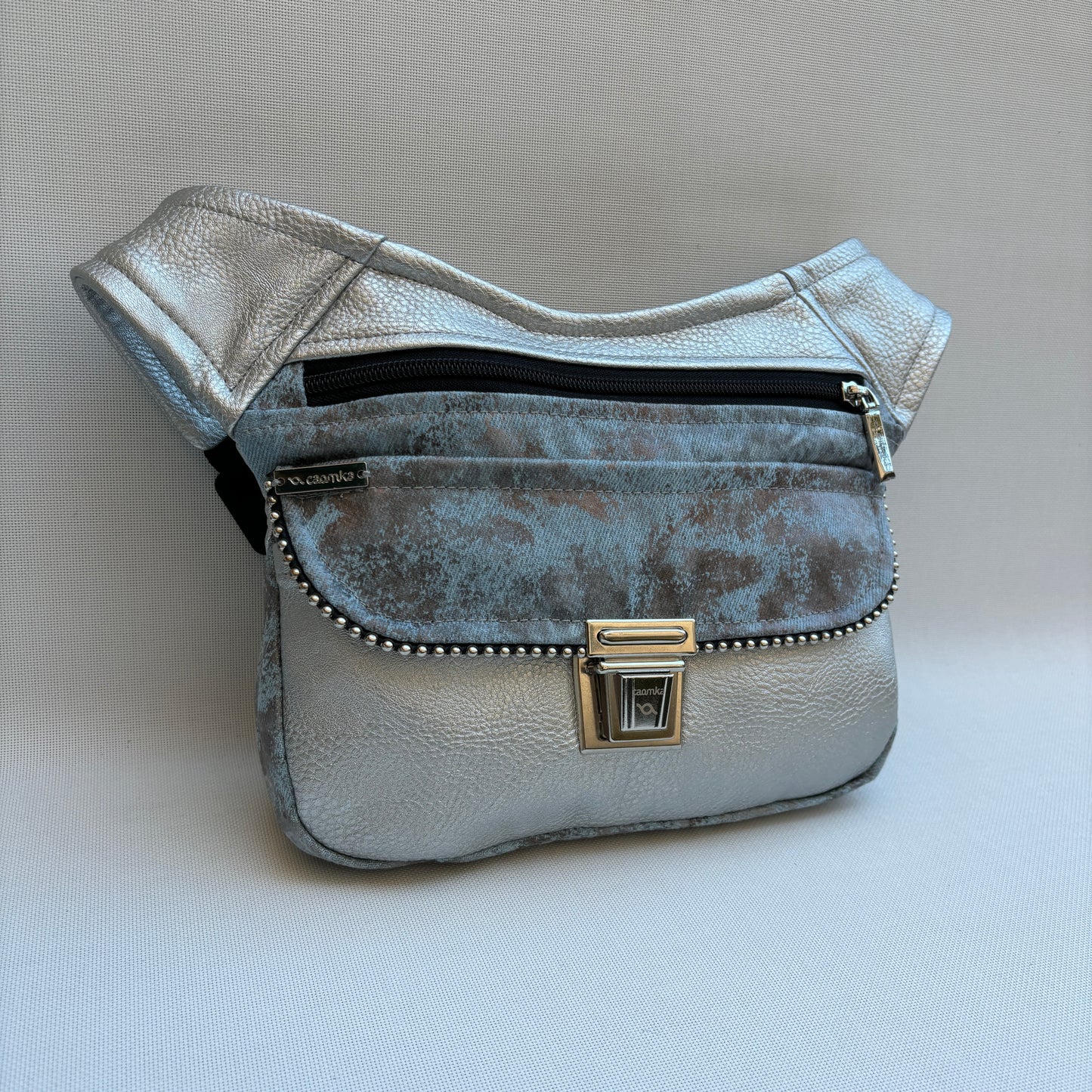 Spezielle Jeans Blumen + Gesäßtasche Einzelstück Nr. 12732