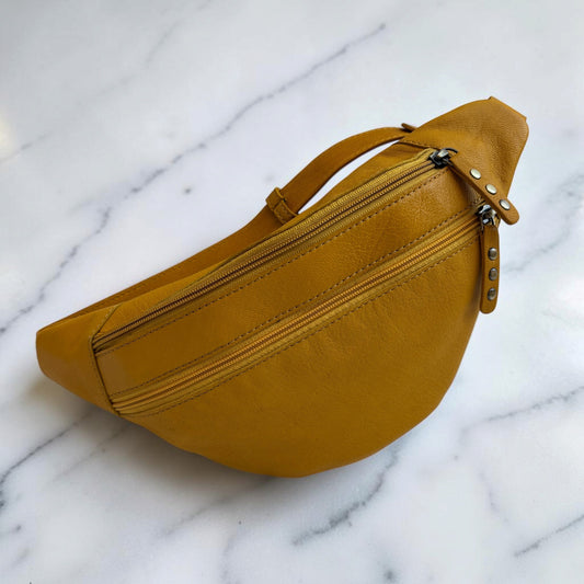 Riñonera "Special RetroChic Yellow" · Piel · Pieza Exclusiva Núm. 19670
