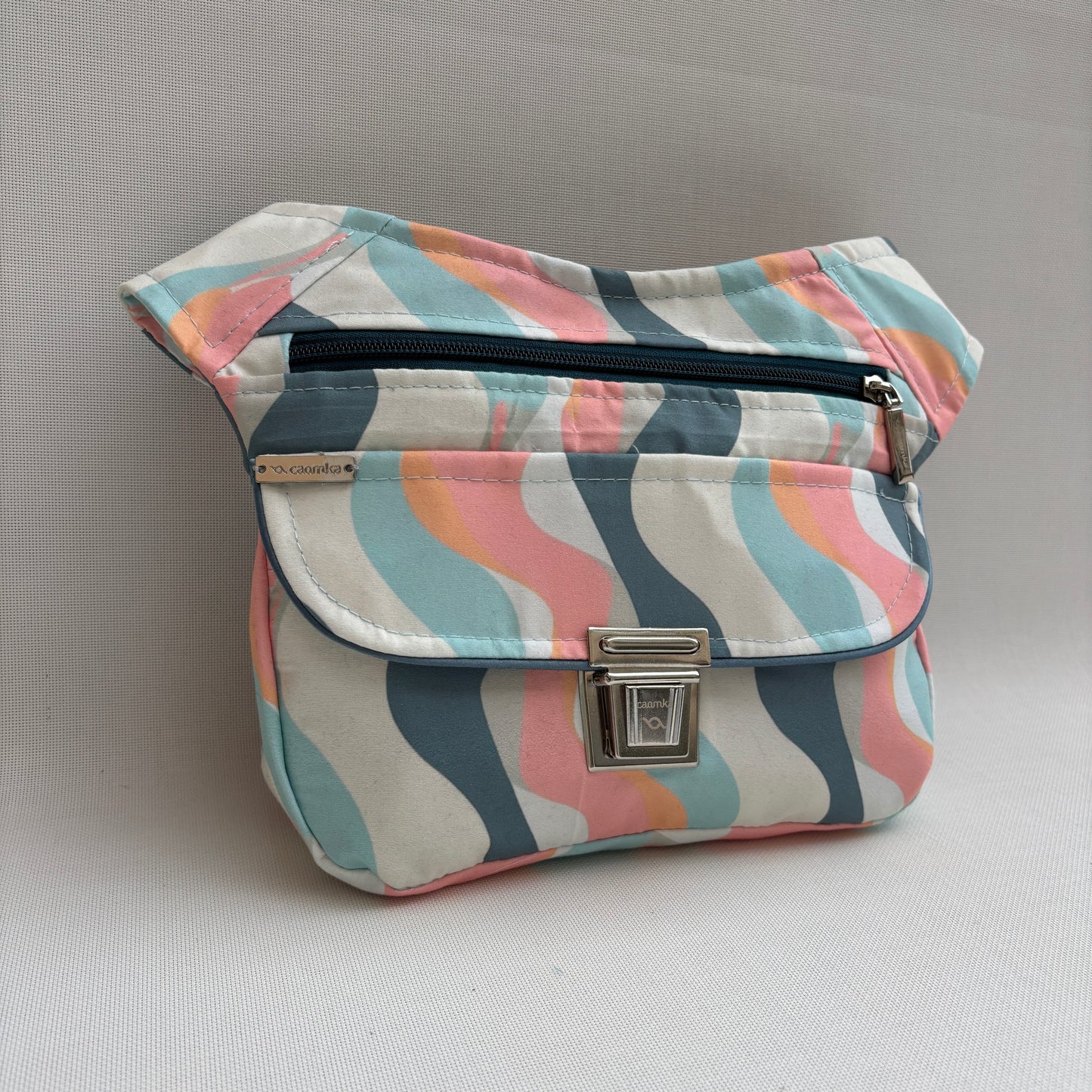 Riñonera "Special Waves Pastel Top" + Bolsillo trasero · Pieza Única Núm. 18105