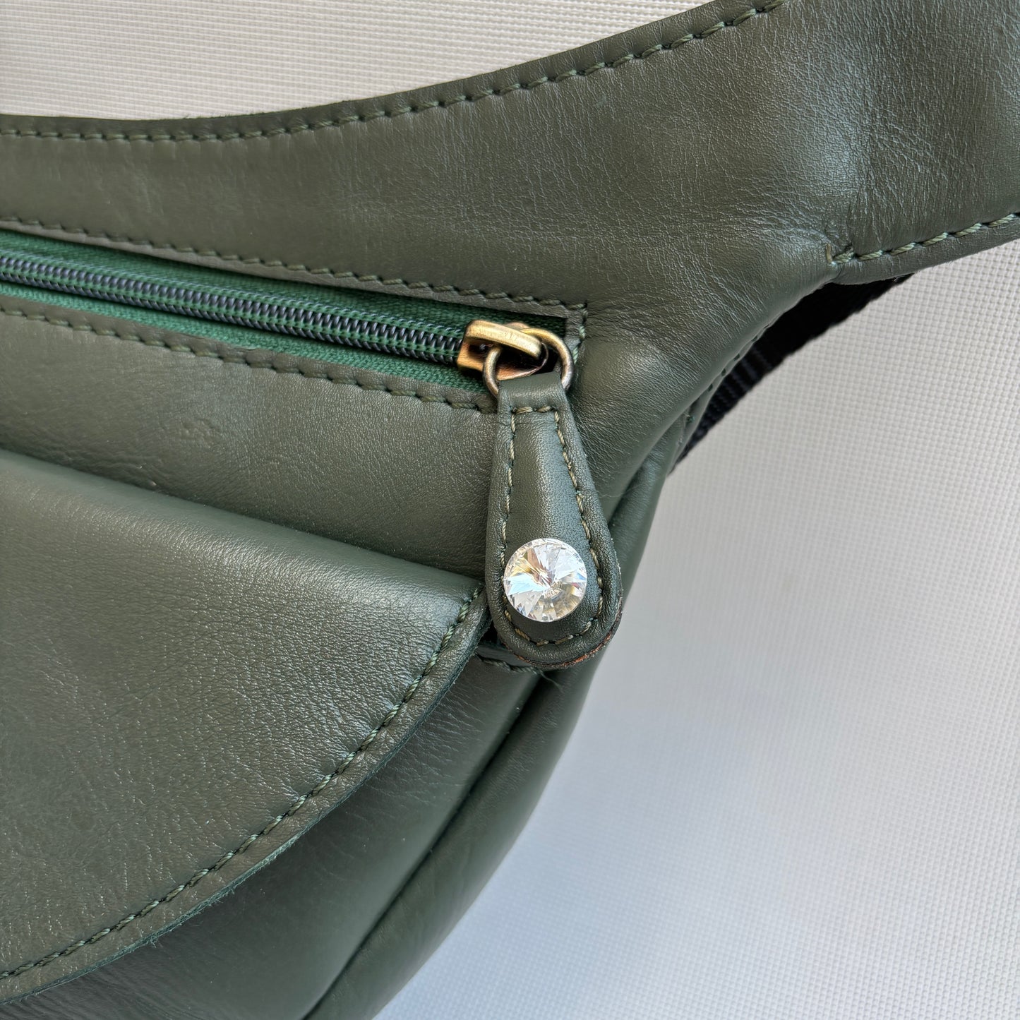 Riñonera Luna "Special Green Luxury" Silver · Piel · Pieza Exclusiva Núm. 18790