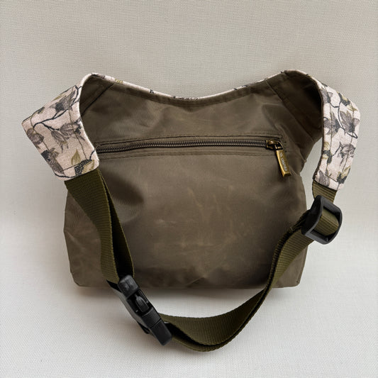 Riñonera "Special Olive Magnolia" · Impermeable · + Bolsillo trasero · Pieza Única Núm. 18132