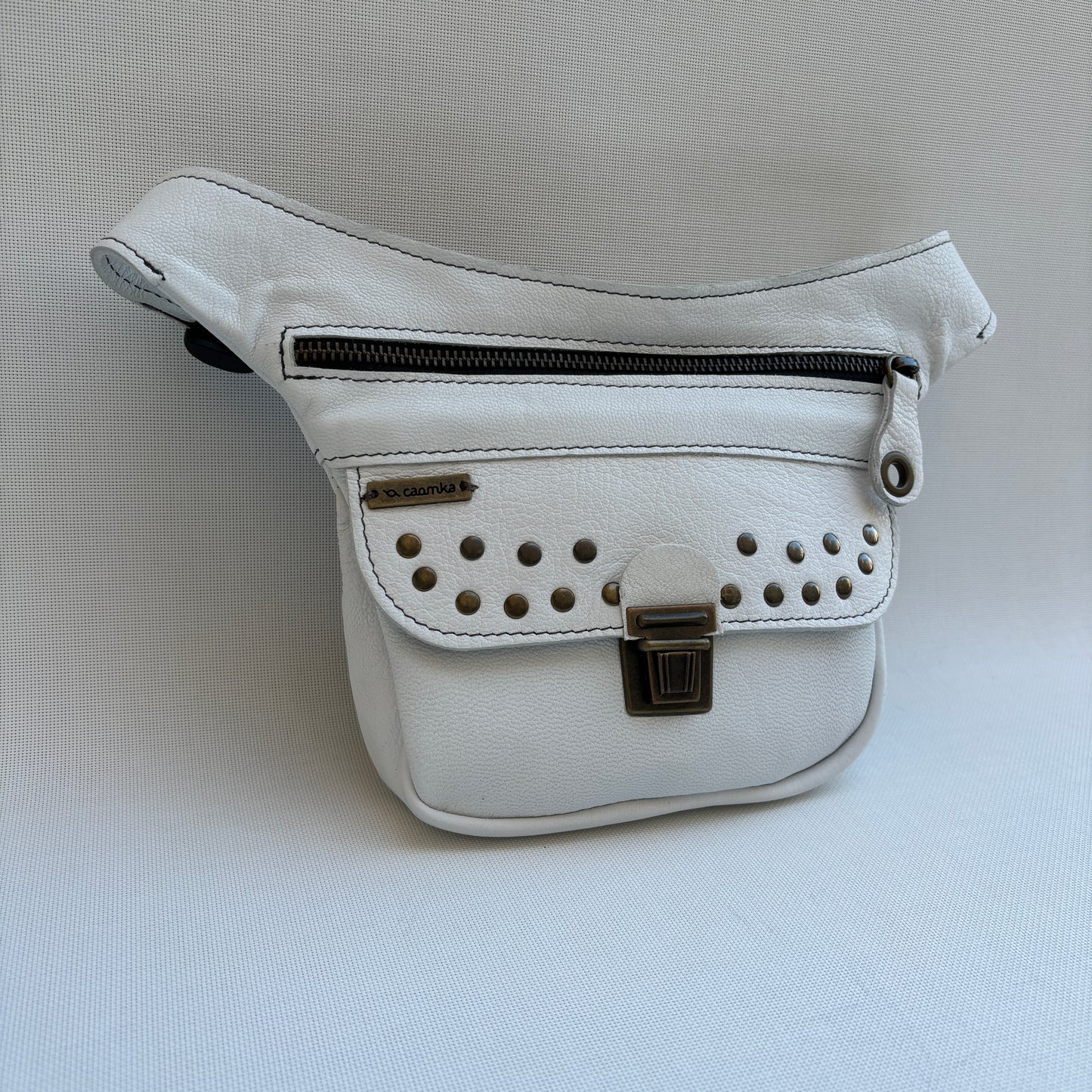 Mini Premium White & Old Gold · Piel · Cuero · Pieza Exclusiva Núm. 15799