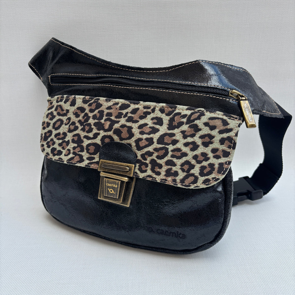 Riñonera "Special Leopard" Negro · Piel · Pieza Exclusiva Núm. 17378