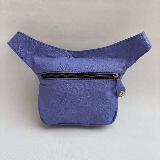 25% Dto. Riñonera Mini "Relief Lila Lavanda" · Piel · Cuero · Pieza Exclusiva Núm. 16654
