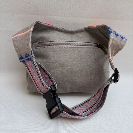 Riñonera "Special Fantasy India Top" + Bolsillo trasero · Pieza Única Núm. 18952