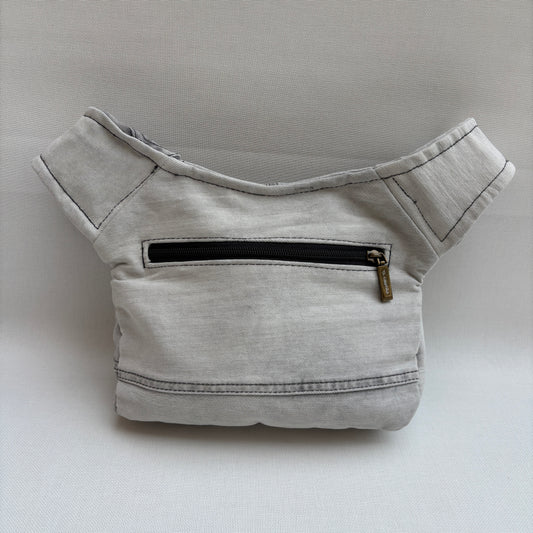Riñonera "Special ♻️ Jeans Recycled ♻️ " + Bolsillo trasero con cremallera · Pieza Única Núm. 18842