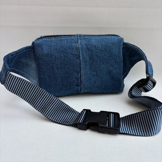 Riñonera Urban "♻️ Jeans Recycled ♻️" · Pieza Única Núm. 18840