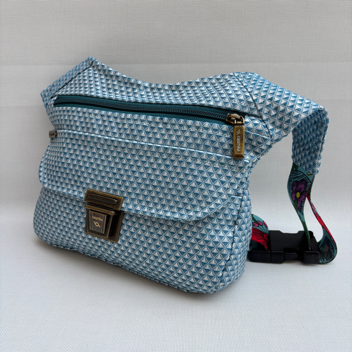 Riñonera "Special Sky Blue Top" · Impermeable · Pieza Única Núm. 18981