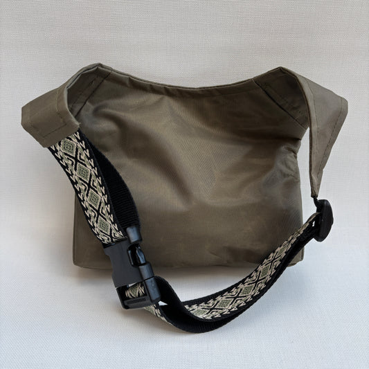 Riñonera "Special Kaki Top" · Impermeable · Pieza Única Núm. 16679