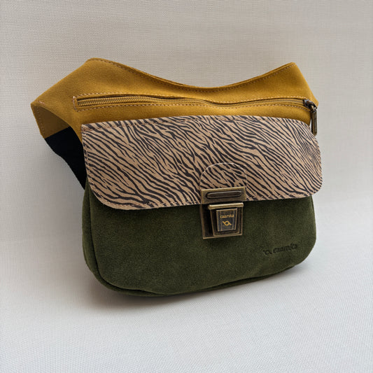 Riñonera "Special Zebra" · Piel · Pieza Exclusiva Núm. 17454